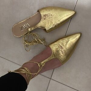 ZARA METALLIC GOLD ANKLE TIED T-STRAP MULES REF 2521/610. Size5/35 w/ duster bag